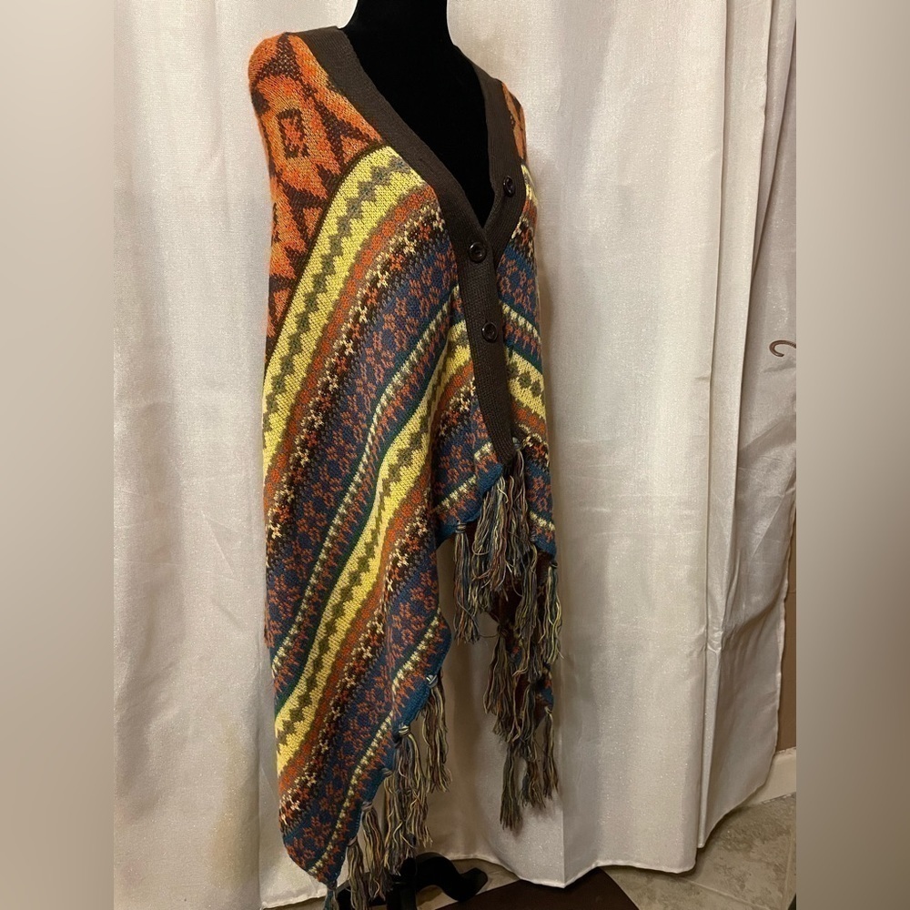 SIERRA FRINGE PONCHO. One size​​​​​​​​​​​​​​​​​​​​​​​​​​ - Picture 3 of 13